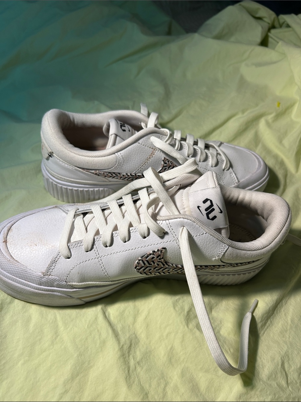 Nike Women's White Low-Top Sneakers with Neutral Accent